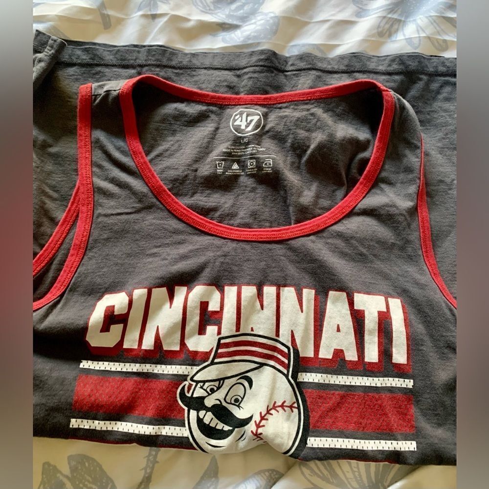 Cincinnati Reds Tank - Picture 3 of 4